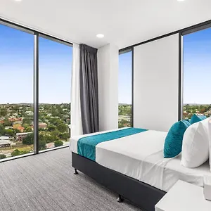 Essence Taringa 4*, Brisbane Australia
