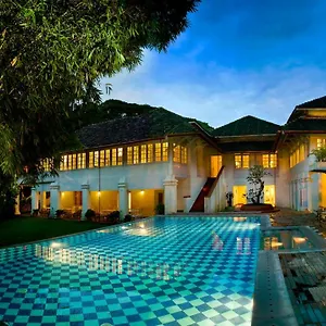 Neemrana's- Tower House 4*, Kochi India